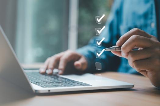 Checklist on laptop