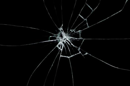 Texas Case Exposes Cracks in the Government Contractor Immunity Shield Shattered crack